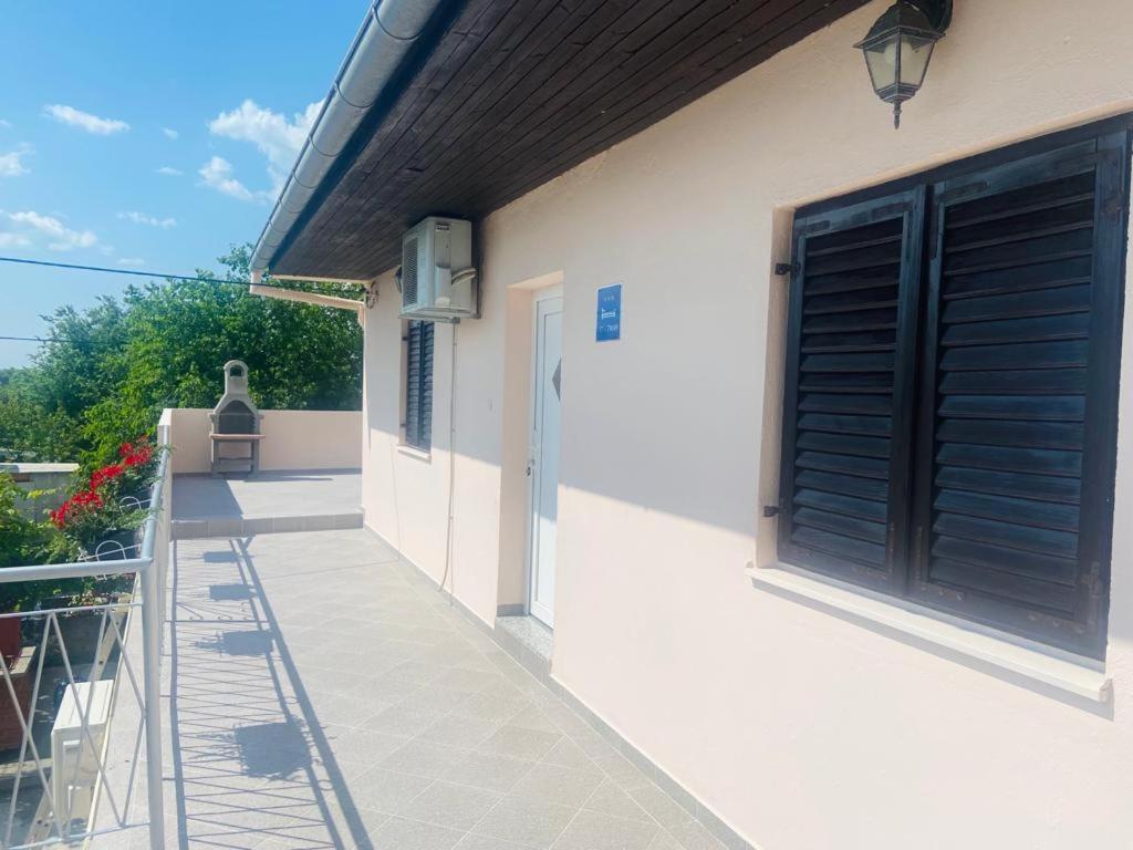 Apartman Nina Поседарье Экстерьер фото
